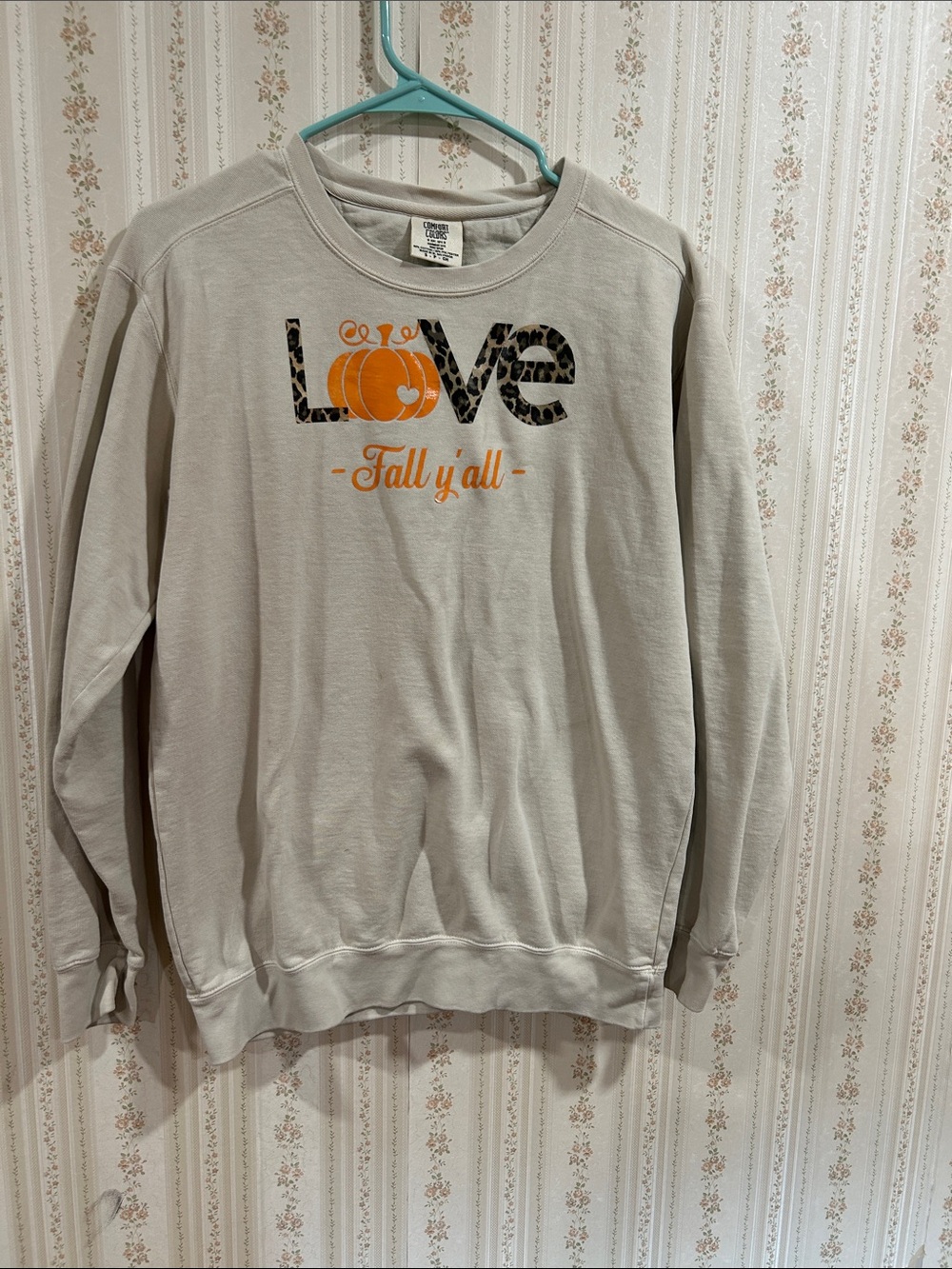 Comfort Colors tan "Love Fall y'all" Leopard Accent Sweatshirt